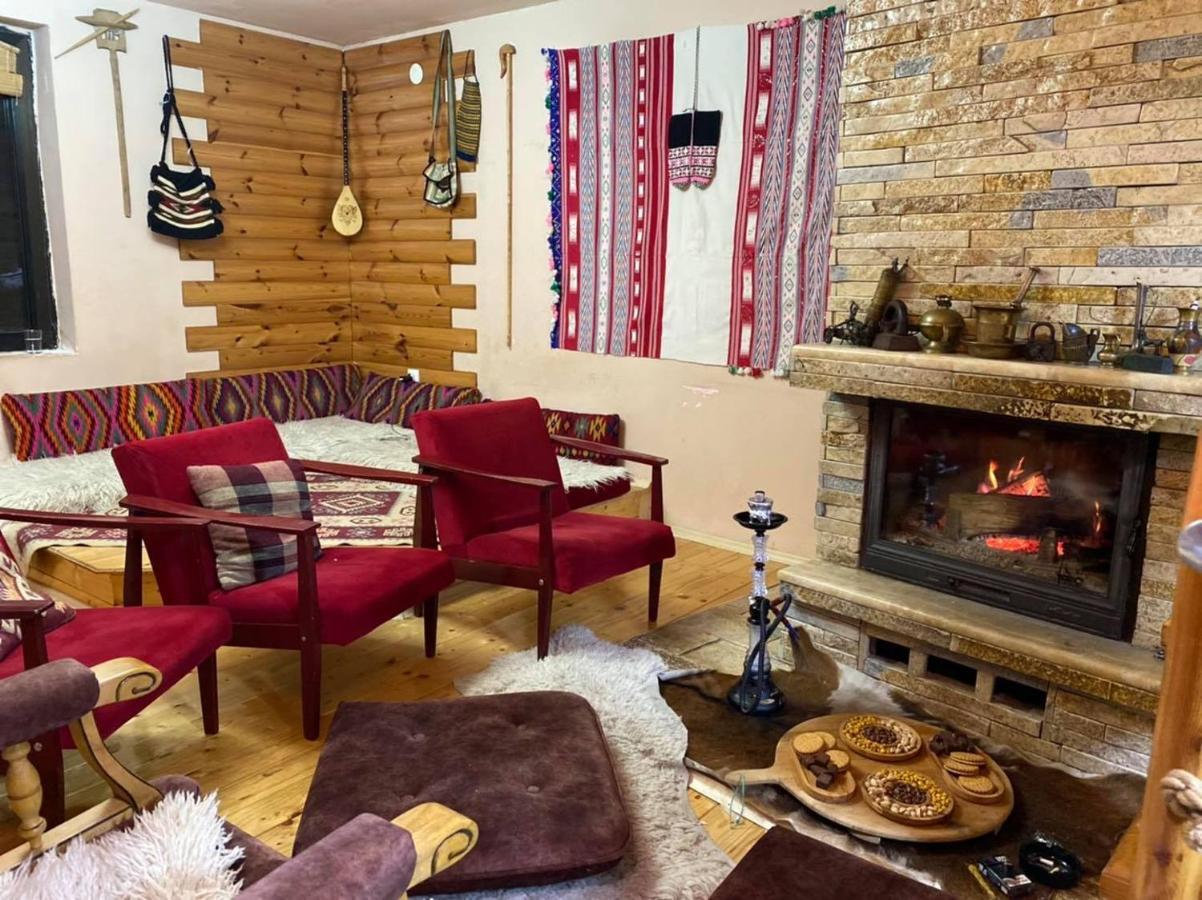 Villa 80 Kodra E Diellit Tetovo Exteriör bild