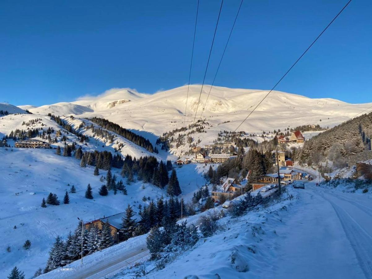Villa 80 Kodra E Diellit Tetovo Exteriör bild