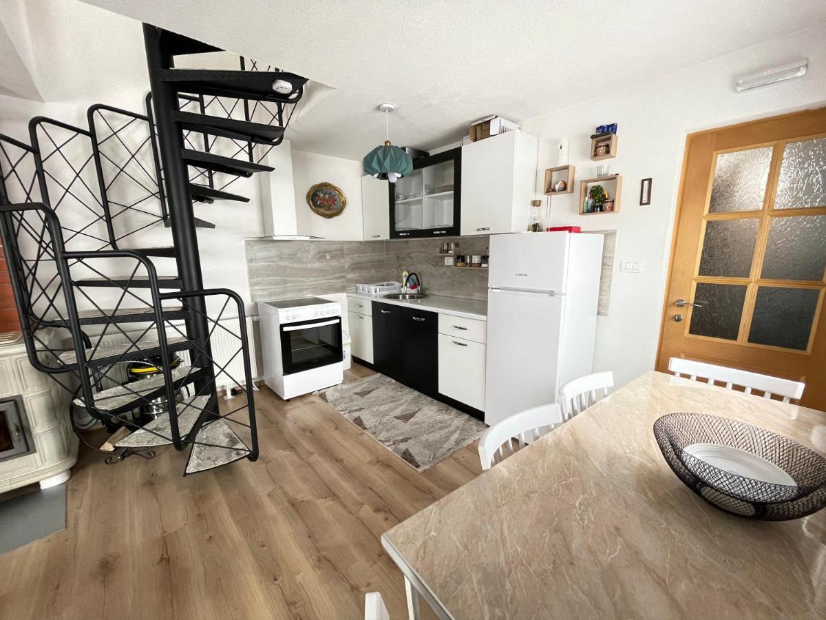 Villa 80 Kodra E Diellit Tetovo Exteriör bild