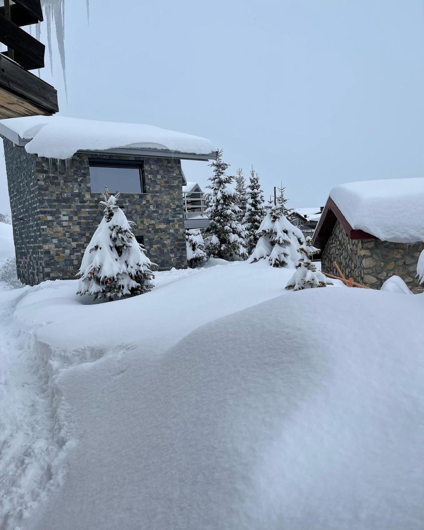 Villa 80 Kodra E Diellit Tetovo Exteriör bild